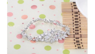 Браслеты - Позолоченный браслет Blooming Lotus